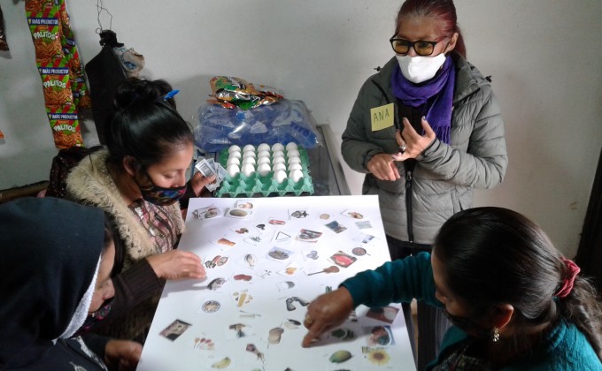 Aprender haciendo: tres mujeres indígenas emprenden en tiempo de pandemia 